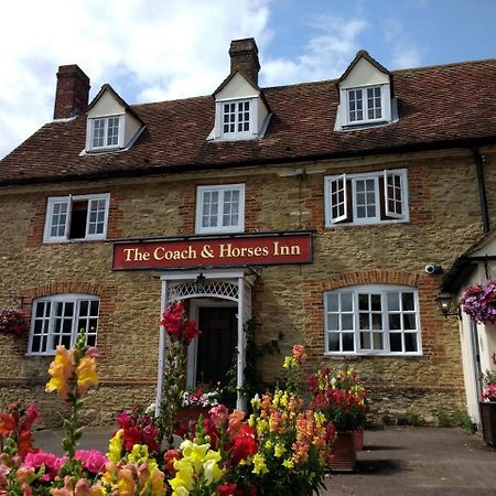 The Coach & Horses Inn Chislehampton Exterior foto