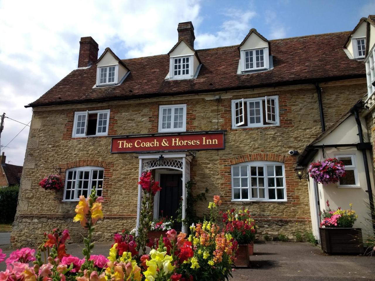 The Coach & Horses Inn Chislehampton Exterior foto